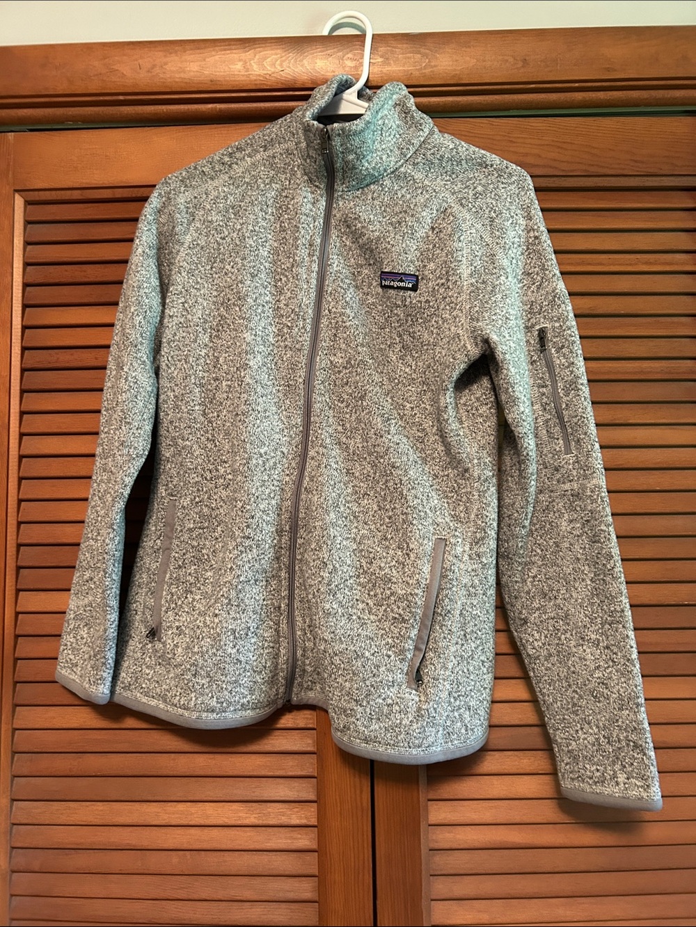 Patagonia Heather Gray Women's Full-Zip Fleece Jacket